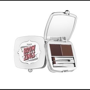 Benefit brow zing 4